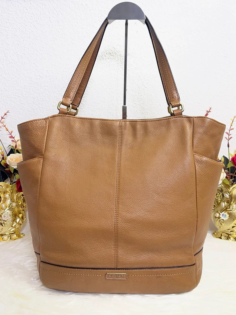 2013 Coach Park Carrie Tote